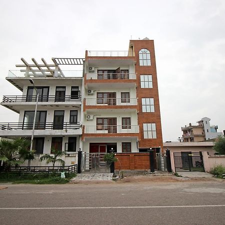 Oyo 9192 Hotel Raghav Residency Noida Exteriér fotografie